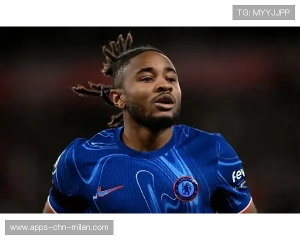 切尔西恩昆库边路传中后点精确补射让人惊叹